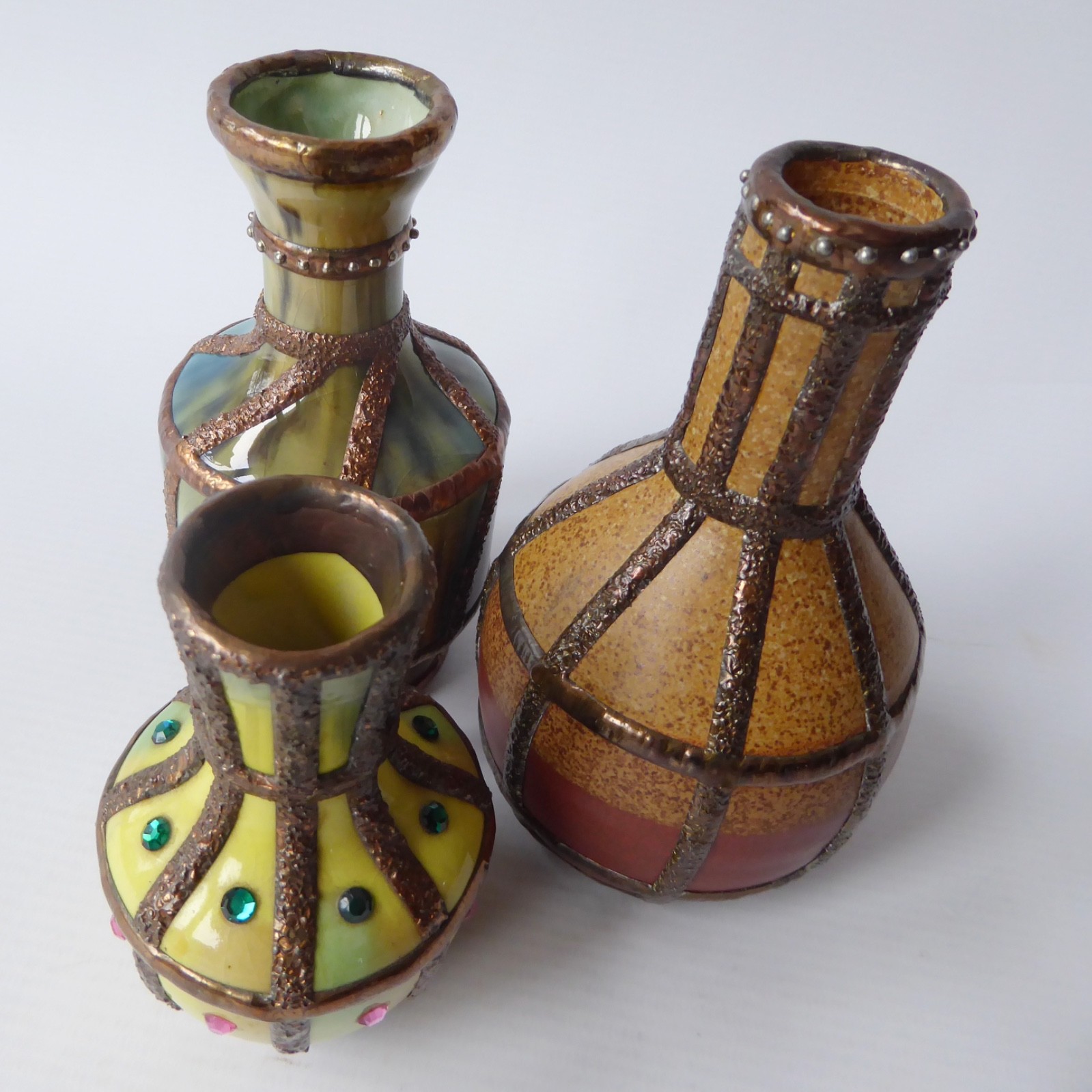 3 hand decorated vintage pottery ceramic vases. Tin/lead solder lines. Small pot - Image 6