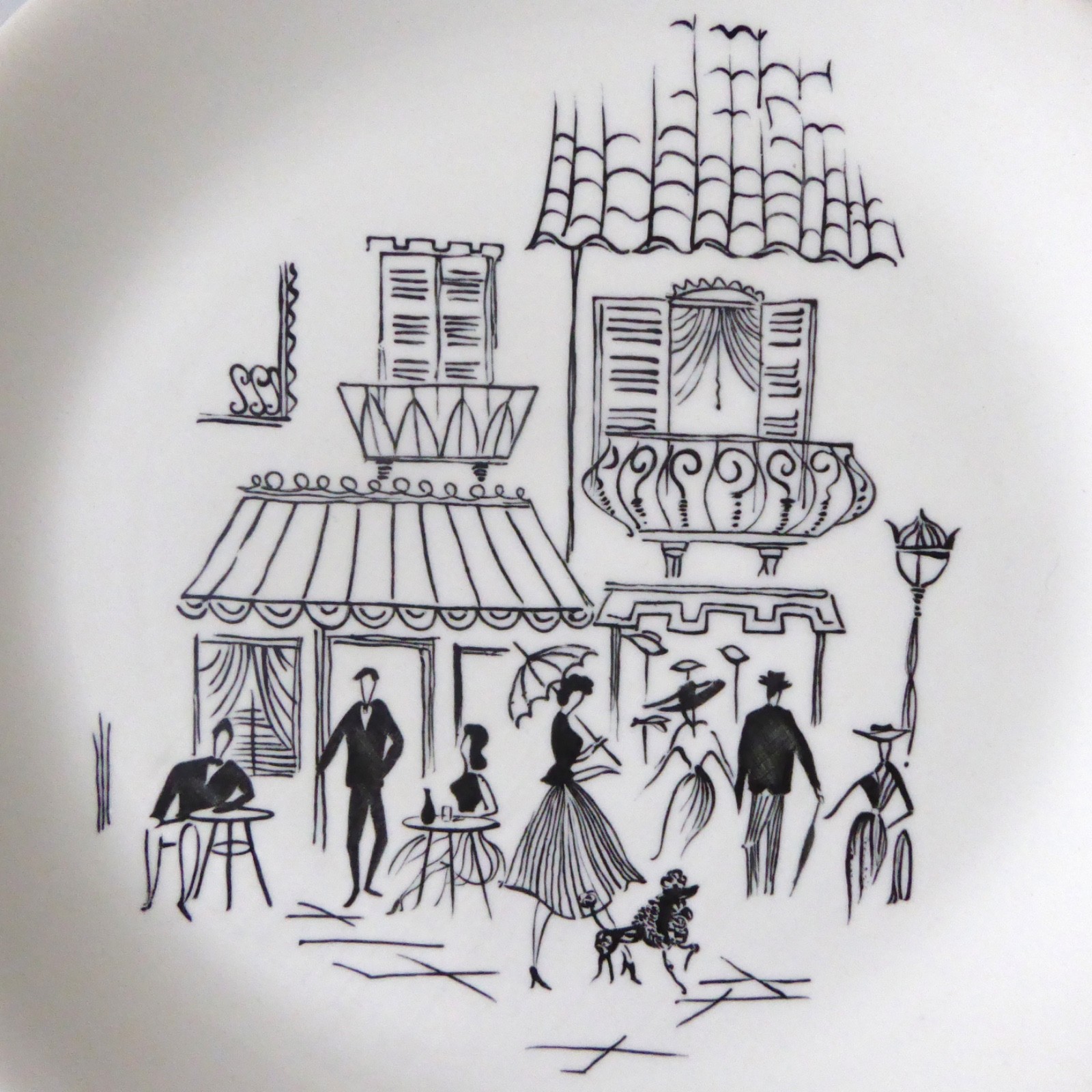 Alfred Meakin vintage 50s Parisienne dinner plate, 10". Round Paris cafe drawing - Image 3