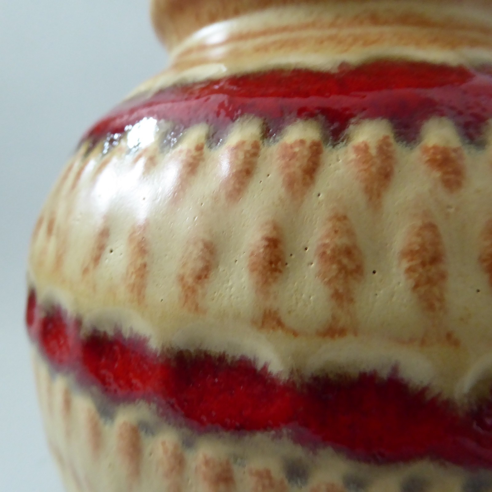 Bay Keramik West German pottery ceramic vase, cream + red stripes. 1970s, 26-20 - Image 6