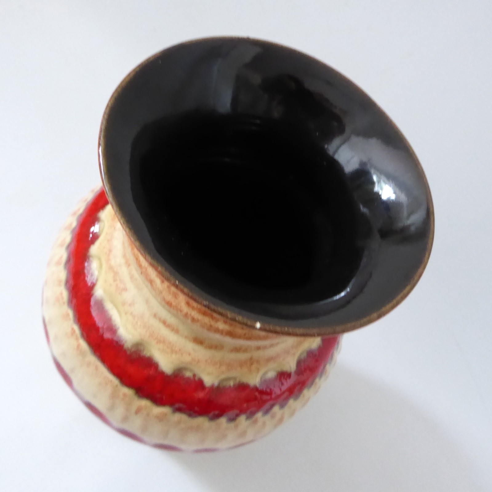 Bay Keramik West German pottery ceramic vase, cream + red stripes. 1970s, 26-20 - Image 7