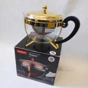 Bodum Chambord Classic teapot, 1.3 litre round, gold. Loose leaf/teabag 11656