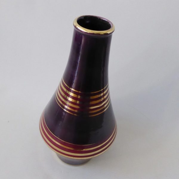 Dumler & Breiden 15/25 West German pottery ceramic vase, purple/plum gold bands - Image 10