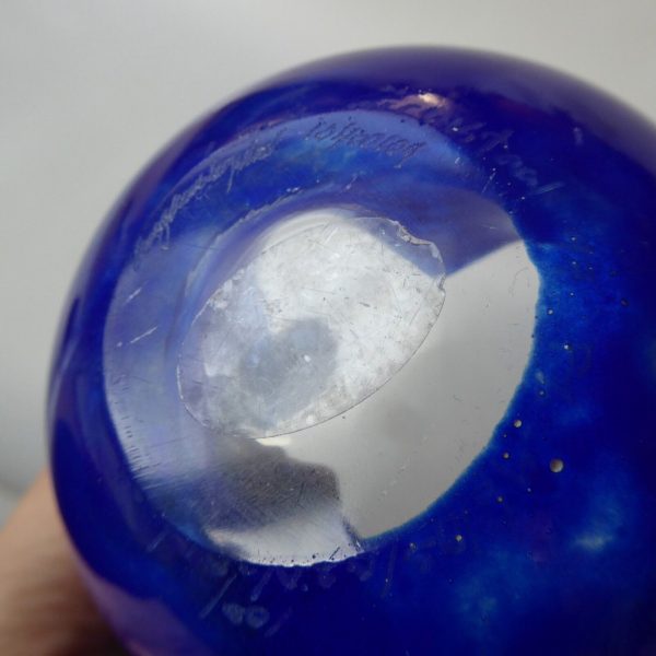 Fully signed vintage art glass handkerchief vase, Scandinavian blue handmade - Image 18