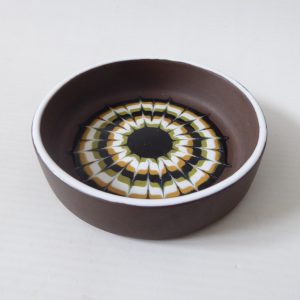 Hornsea Muramic Lancaster Vitramic ceramic pottery pin dish, 3.5" olive/yellow