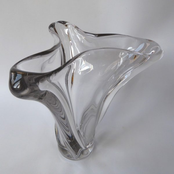 Huge 4kg French art glass crystal vase, 3-lobe twisted. Mid century 1950s 1960s - Image 10
