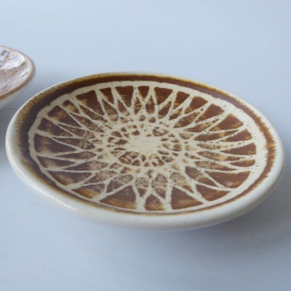 Iden Pottery Dennis Townsend pair 2 pin dishes, vintage 1960s/70s retro brown 4" - Image 7