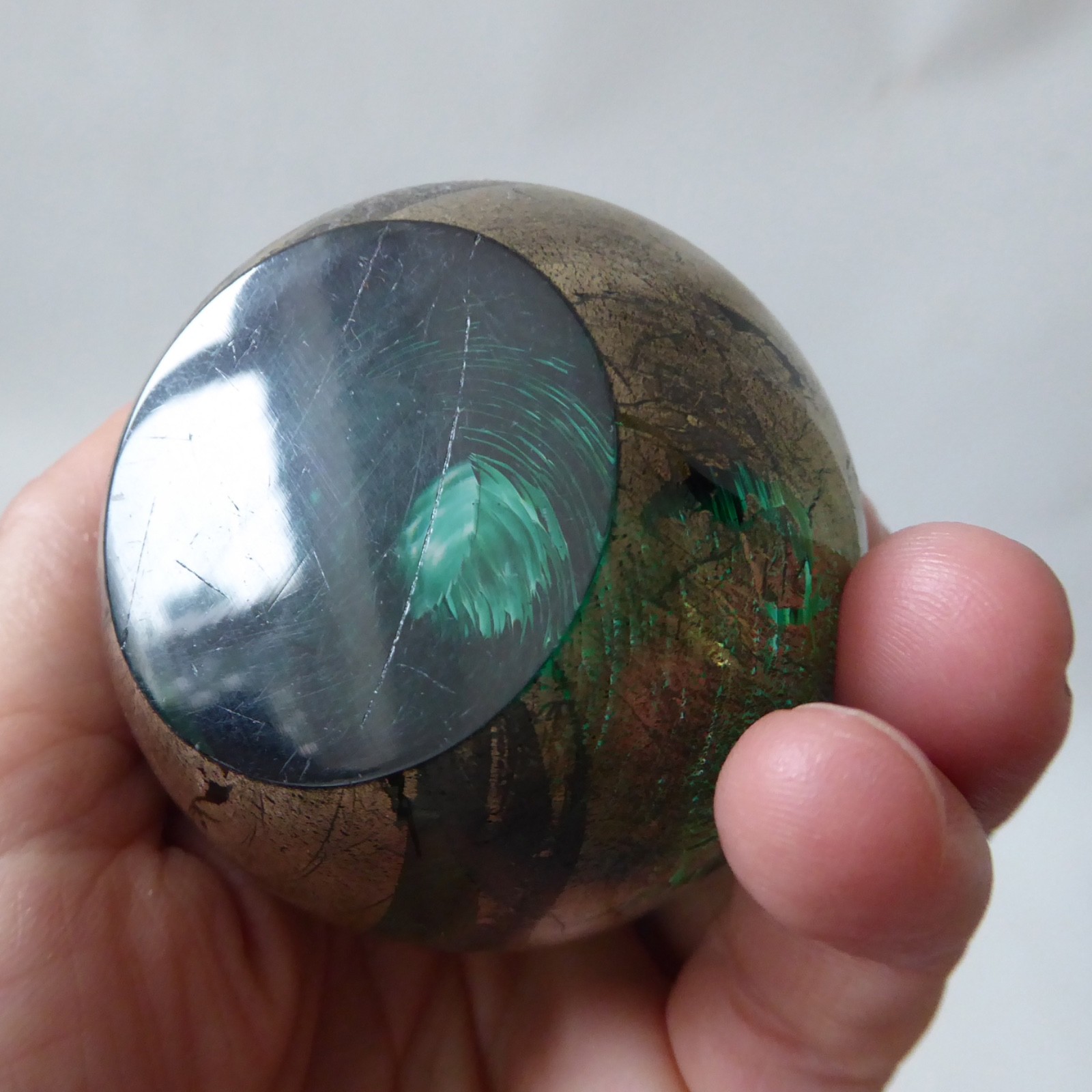 Isle of Wight Studio green Azurene pear paperweight, green & gold glass. Vintage - Image 11