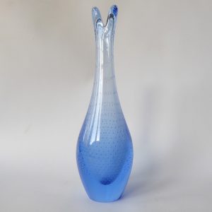 Kastrup Holmegaard Denmark vintage art glass bubble vase, Per Lutken. Blue beak