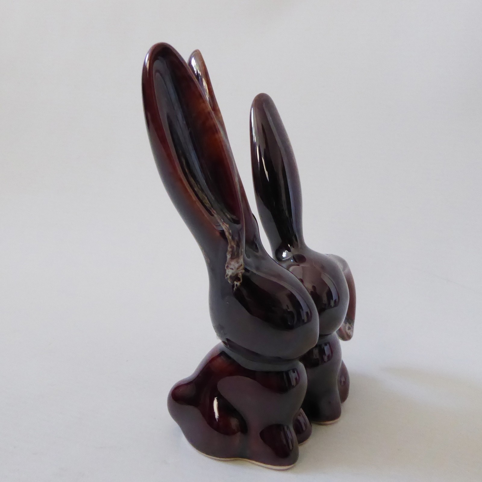 Kernewek Cornwall Kissing Bunnies rabbits figurine, vintage retro brown glaze - Image 9