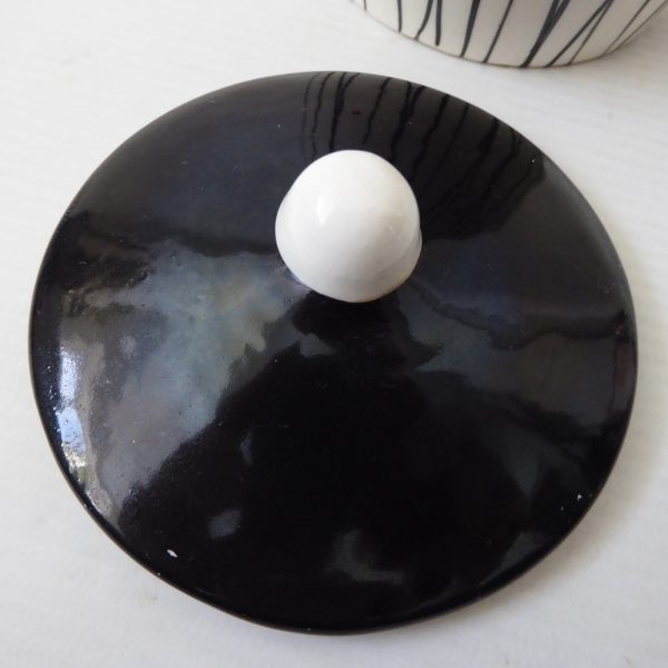 Kirkham Pottery lidded sugar bowl, black stripes red dots. 1950s retro ceramic - Image 11