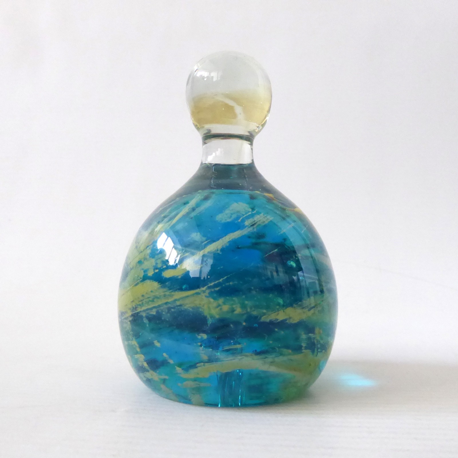 Mdina Sea & Sand vintage art glass paperweight + top knob, blue + gold. Malta