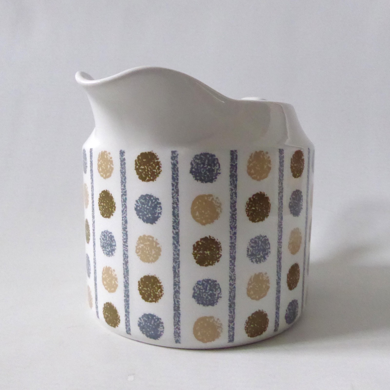 Midwinter Oakley big milk sauce jug, Stylist Tableware spots, Jessie Tait, 1960s - Image 4