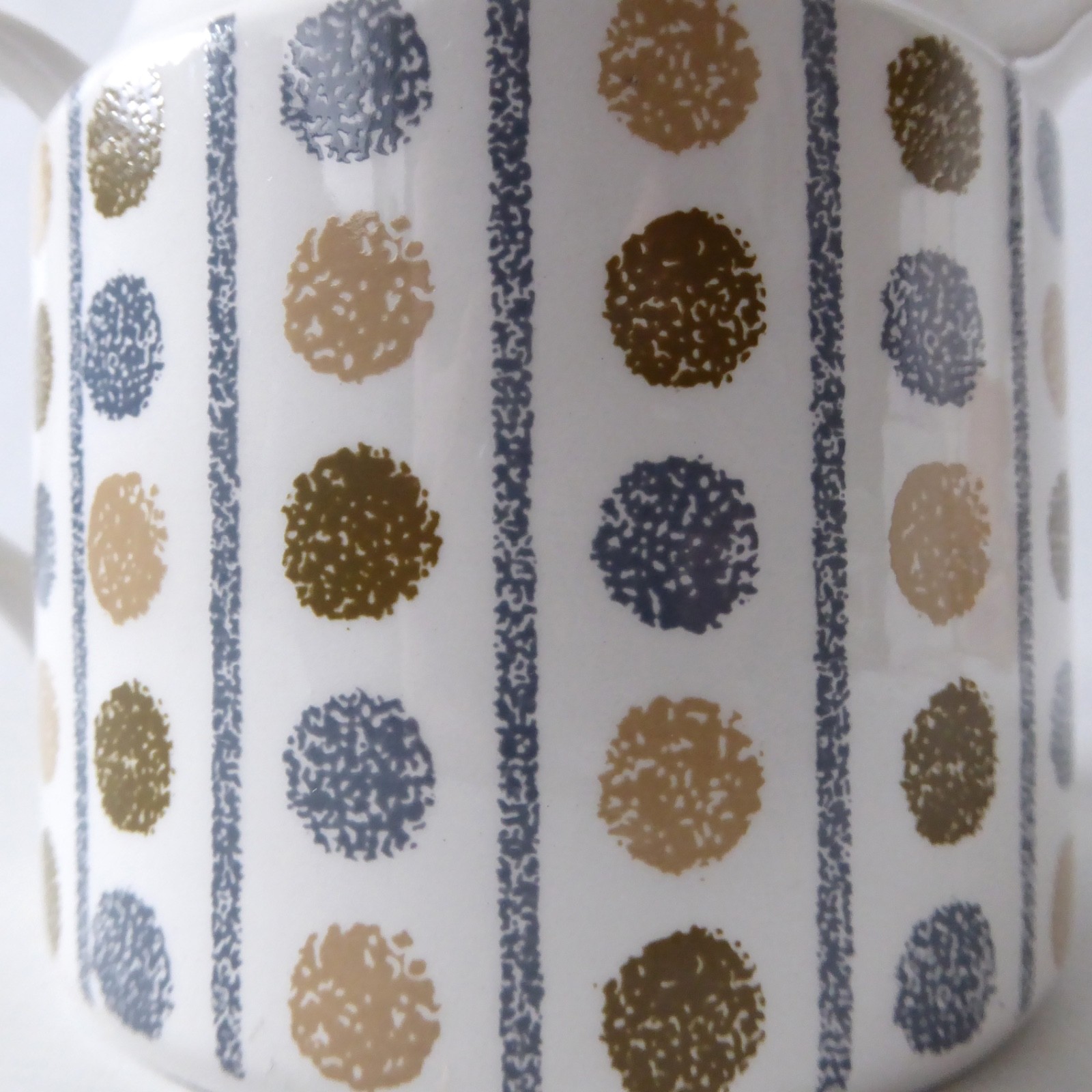Midwinter Oakley big milk sauce jug, Stylist Tableware spots, Jessie Tait, 1960s - Image 8