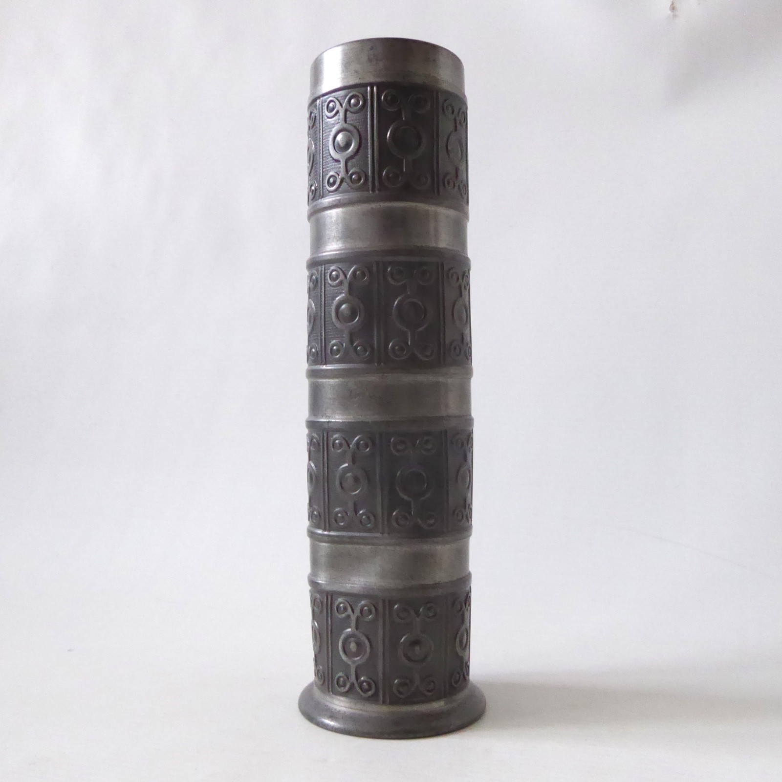 Norway Haugrud 505 pewter cylinder vase, vintage 1960s Norwegian metal - wonky - Image 4