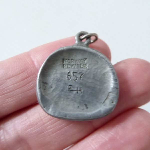 Norway vintage pewter CAT pendant for necklace, signed Eivind Hillestad EH 657 - Image 8