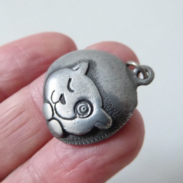 Norway vintage pewter CAT pendant for necklace, signed Eivind Hillestad EH 657 - Image 10