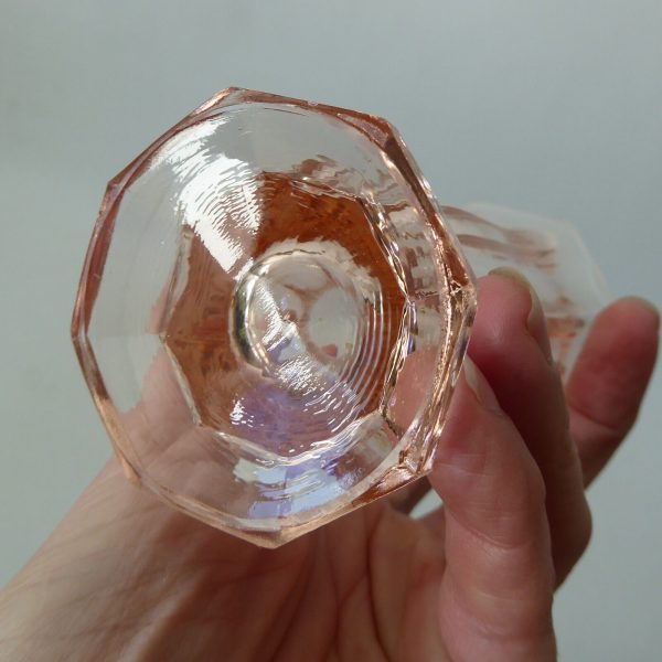 Pretty salmon pink Art Deco glass vase pressed glass small posy vase. 5" vintage - Image 11