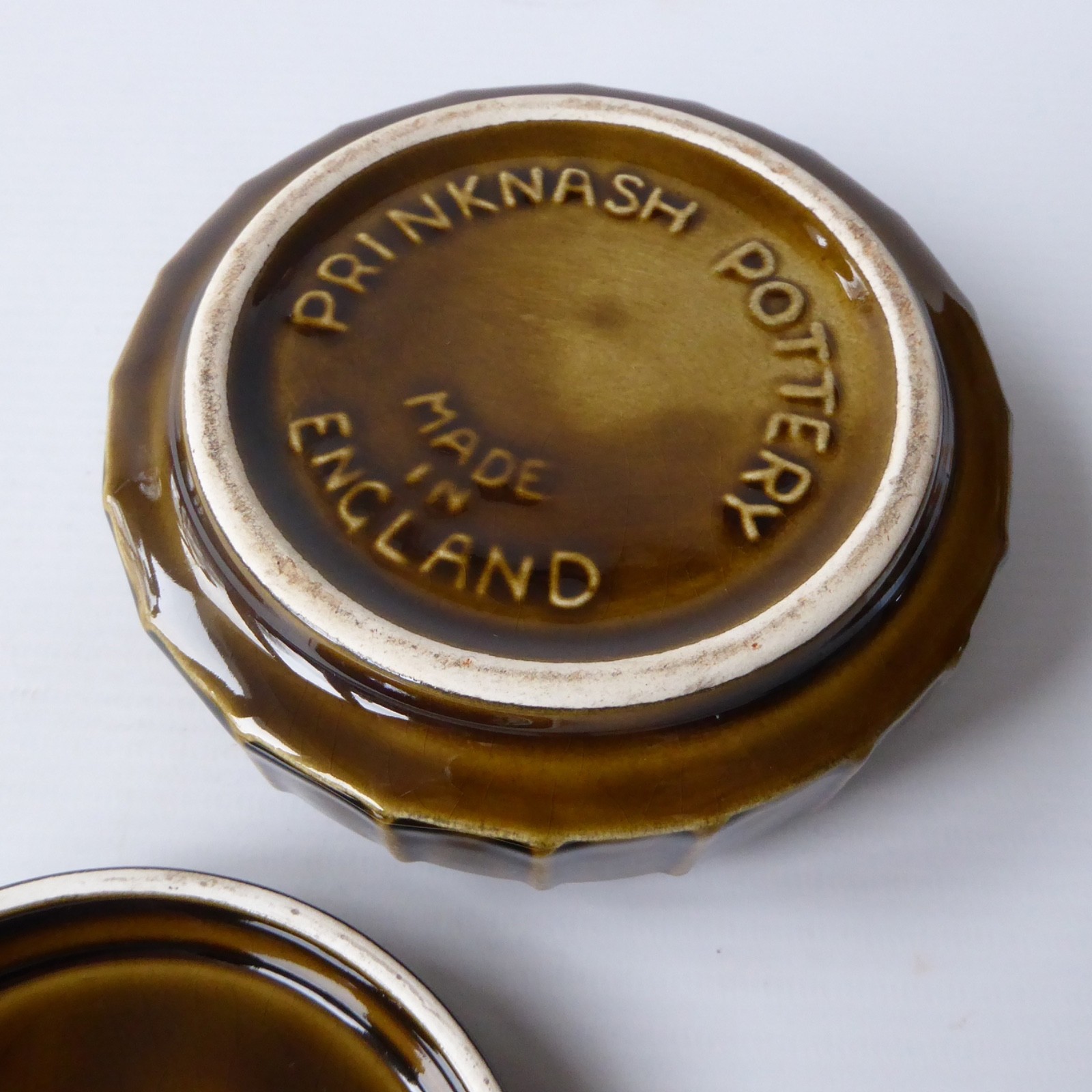 Prinknash Pottery ceramic round low shallow storage pot box container, vintage - Image 15