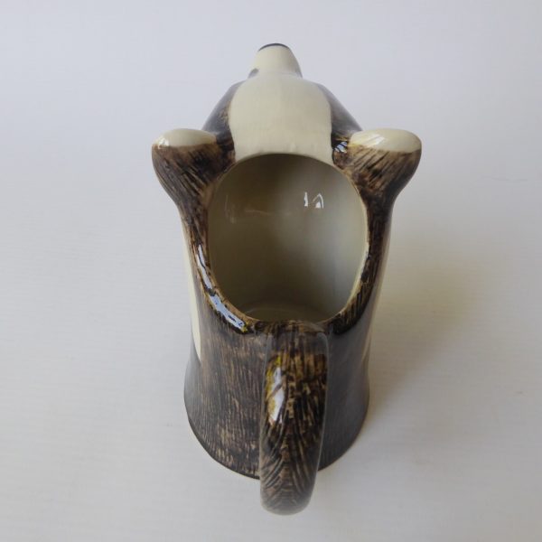 Quail Ceramics Badger medium jug hand-painted pottery figurine. Water/milk/cream - Image 9