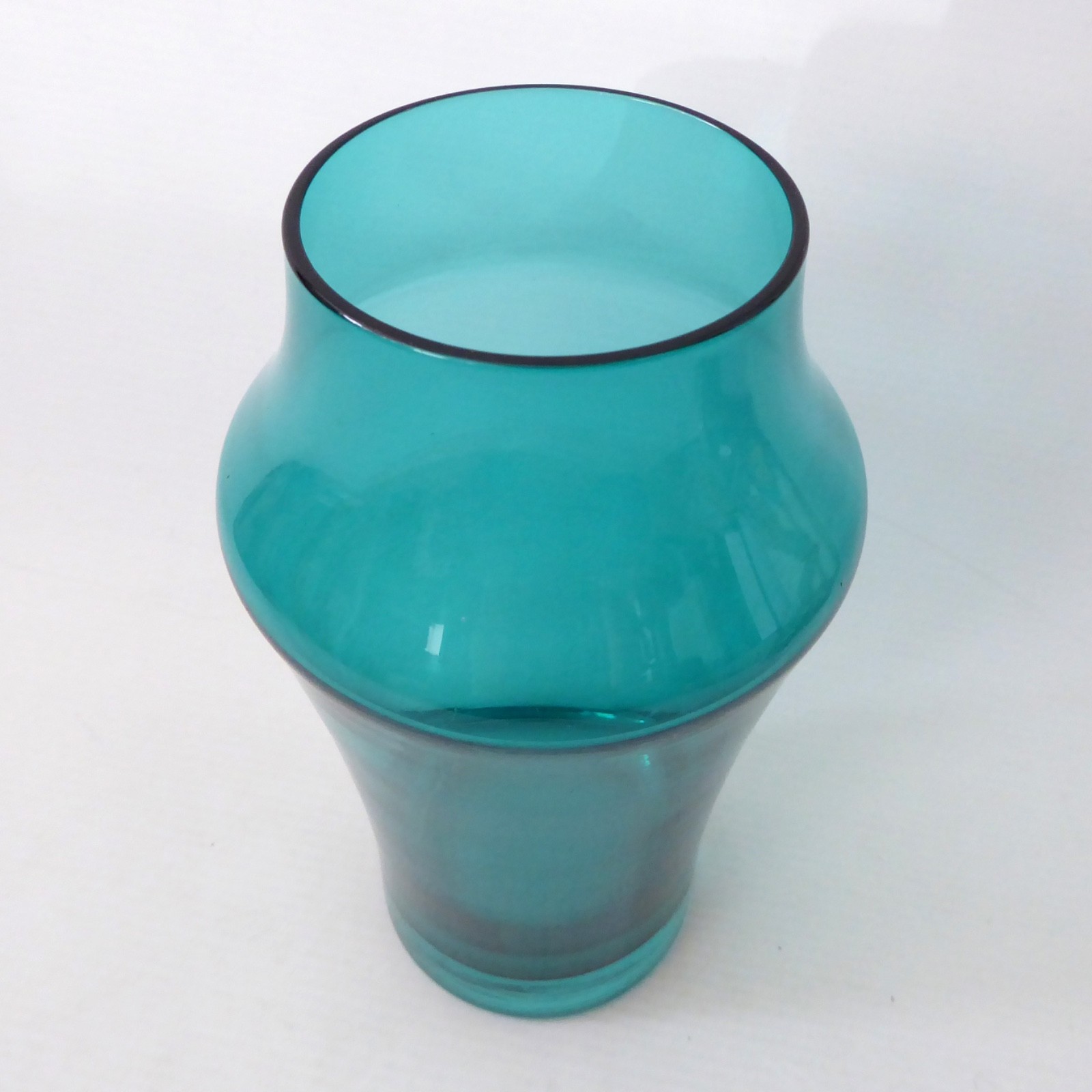 Riihimaki 1581 vintage art glass vase, Teal/peacock blue Finland, Riihimaen, 7" - Image 5