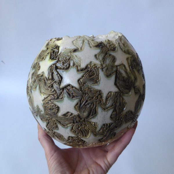Round pottery clay handmade vase, stars, ivory/khaki glaze. Ball sphere, big - Image 13