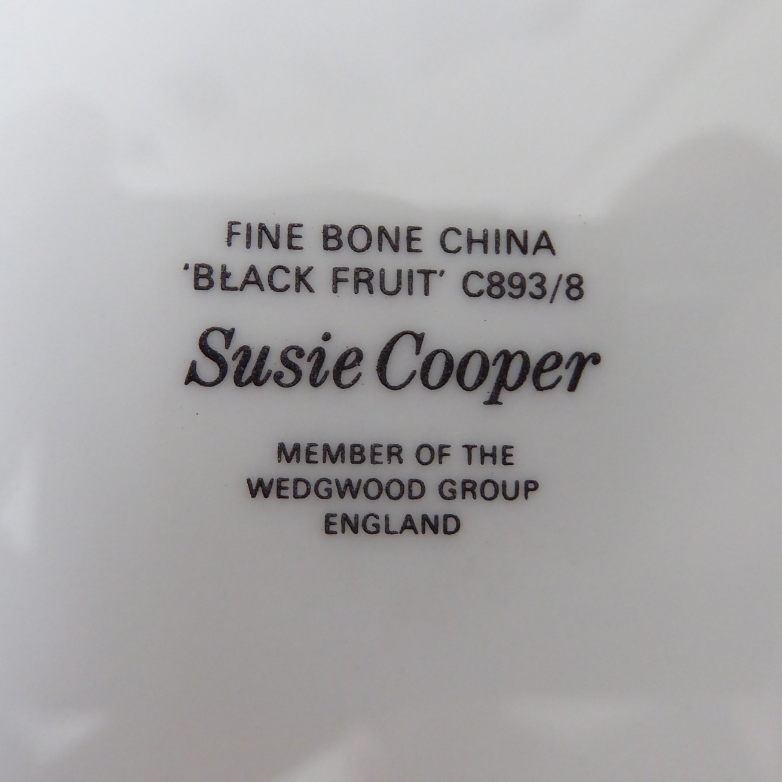 Susie Cooper Wedgwood Black Fruit Apple tea coffee cup & saucer & side plate set - Image 6