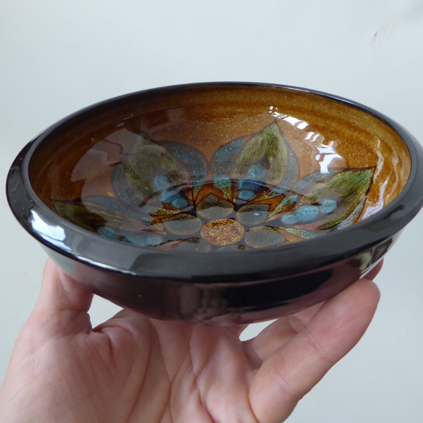 The Guernsey Pottery art bowl dish, abstract retro art flowers, painted. Vintage - Image 9