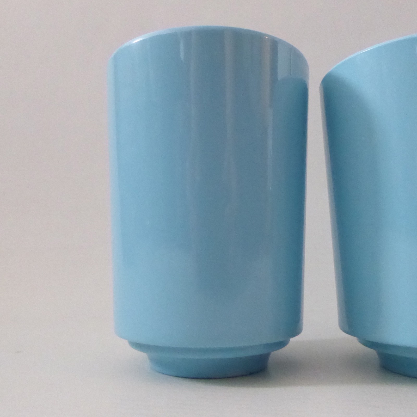Umbra Step blue bathroom set, toothbrush holder organiser + beaker. Tom Chung - Image 4