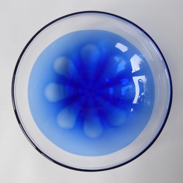 Unusual vintage Murano/Scandi art glass shallow round bowl, blue flower dish 70s