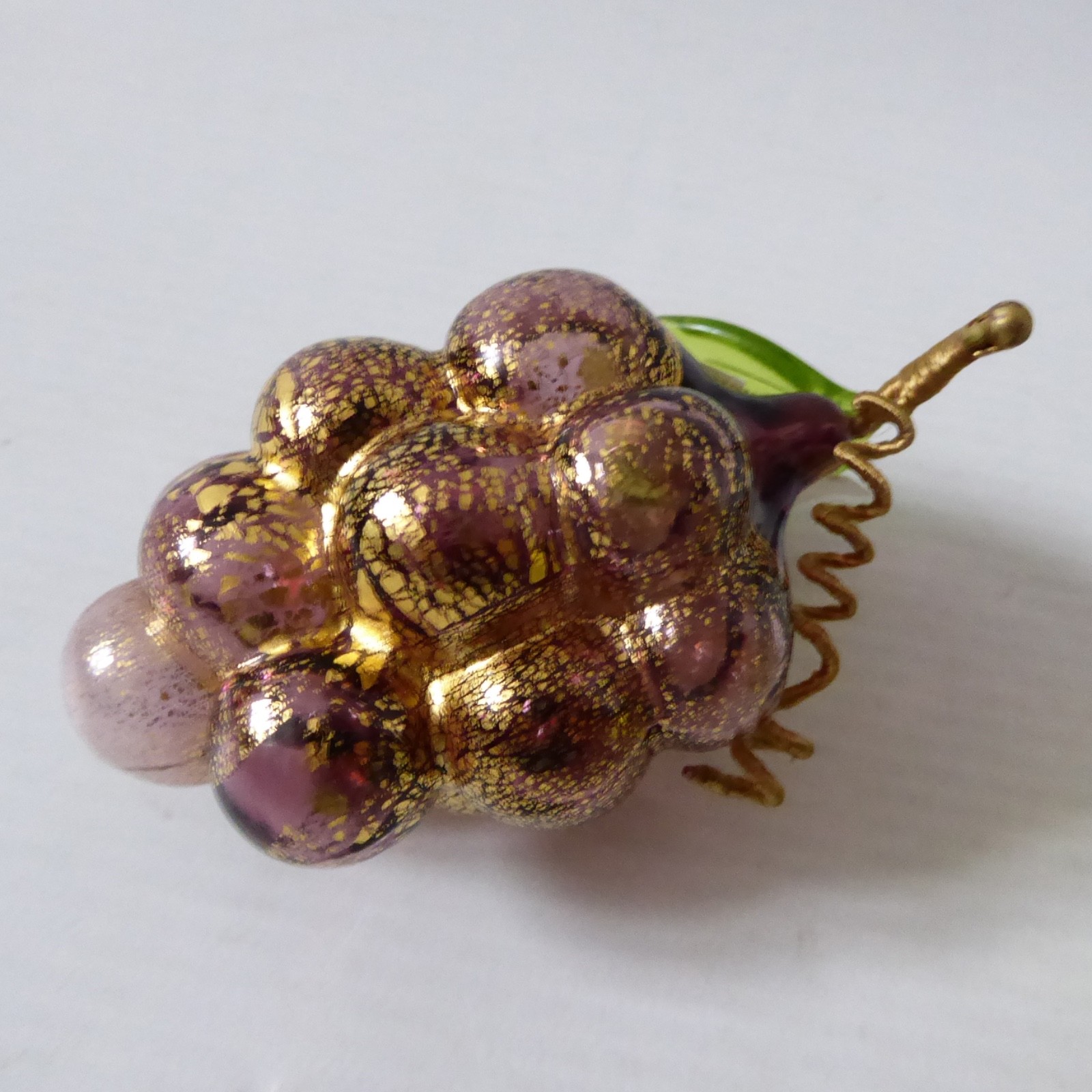 Vetro Artistico Murano art glass fruit, green pear & purple grapes + gold leaf - Image 11