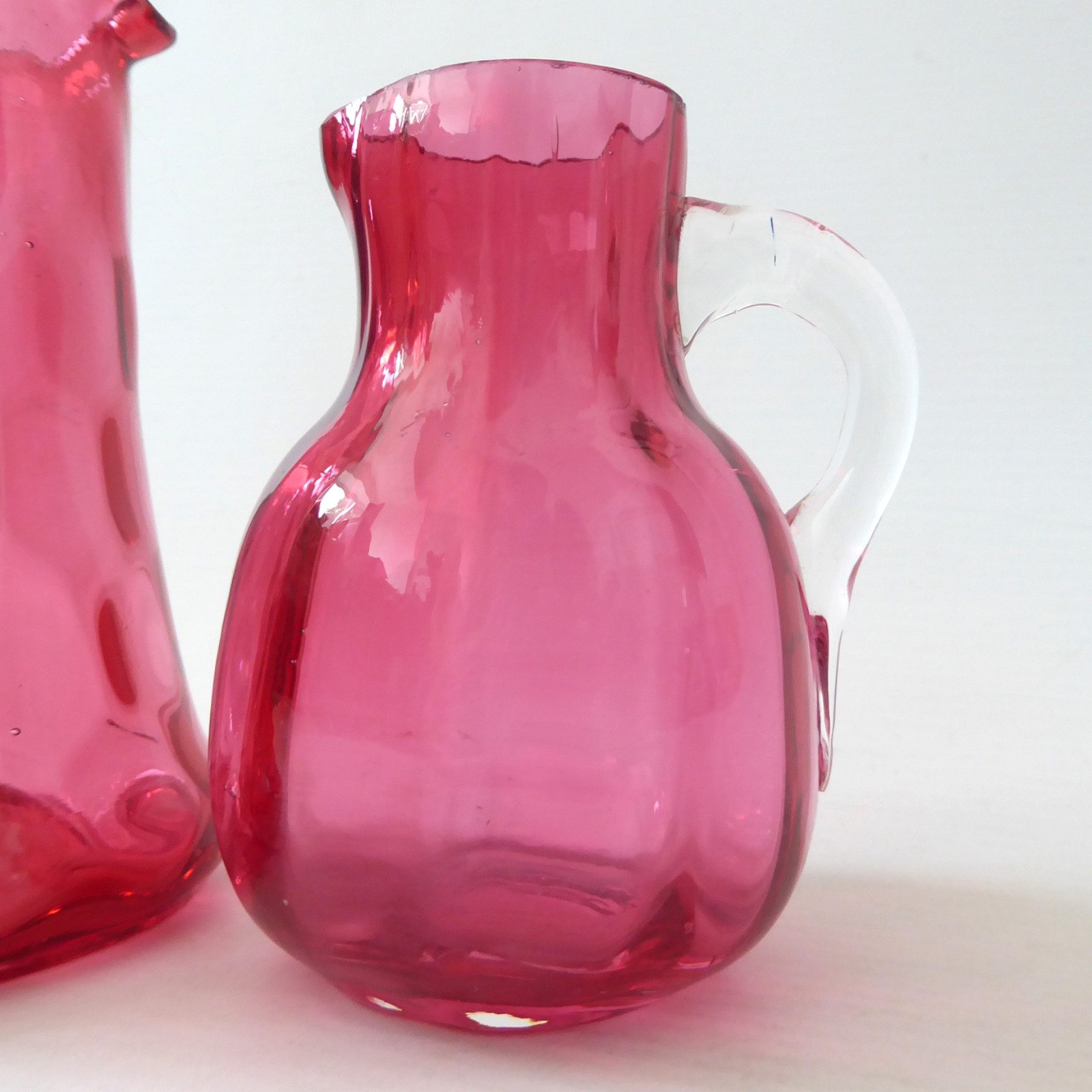 Vintage antique cranberry pink glass jugs, honeycomb & ribbed. Victorian style - Image 4