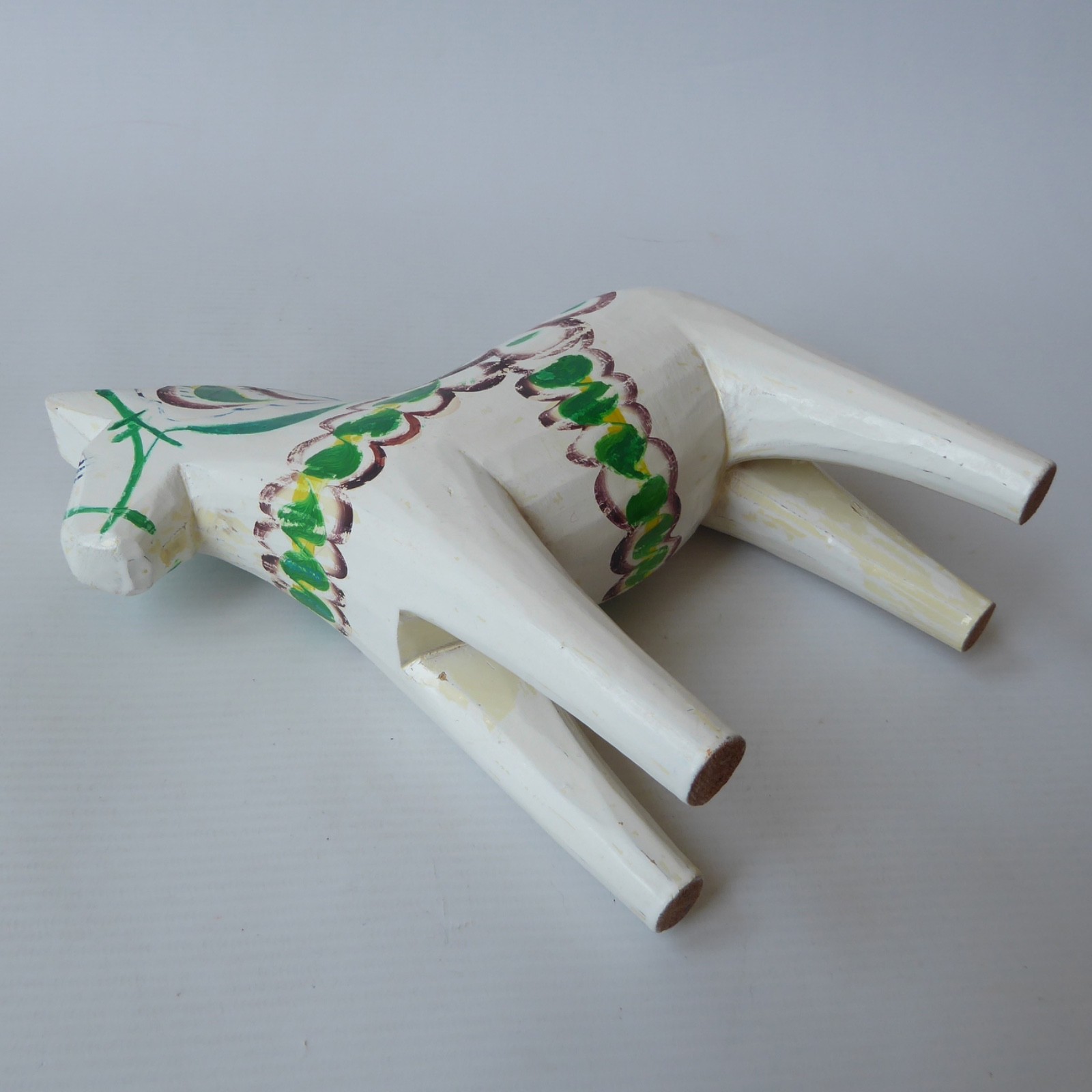 Vintage large 8" carved wooden Swedish Dala horse figure. White green G Olsson - Image 12