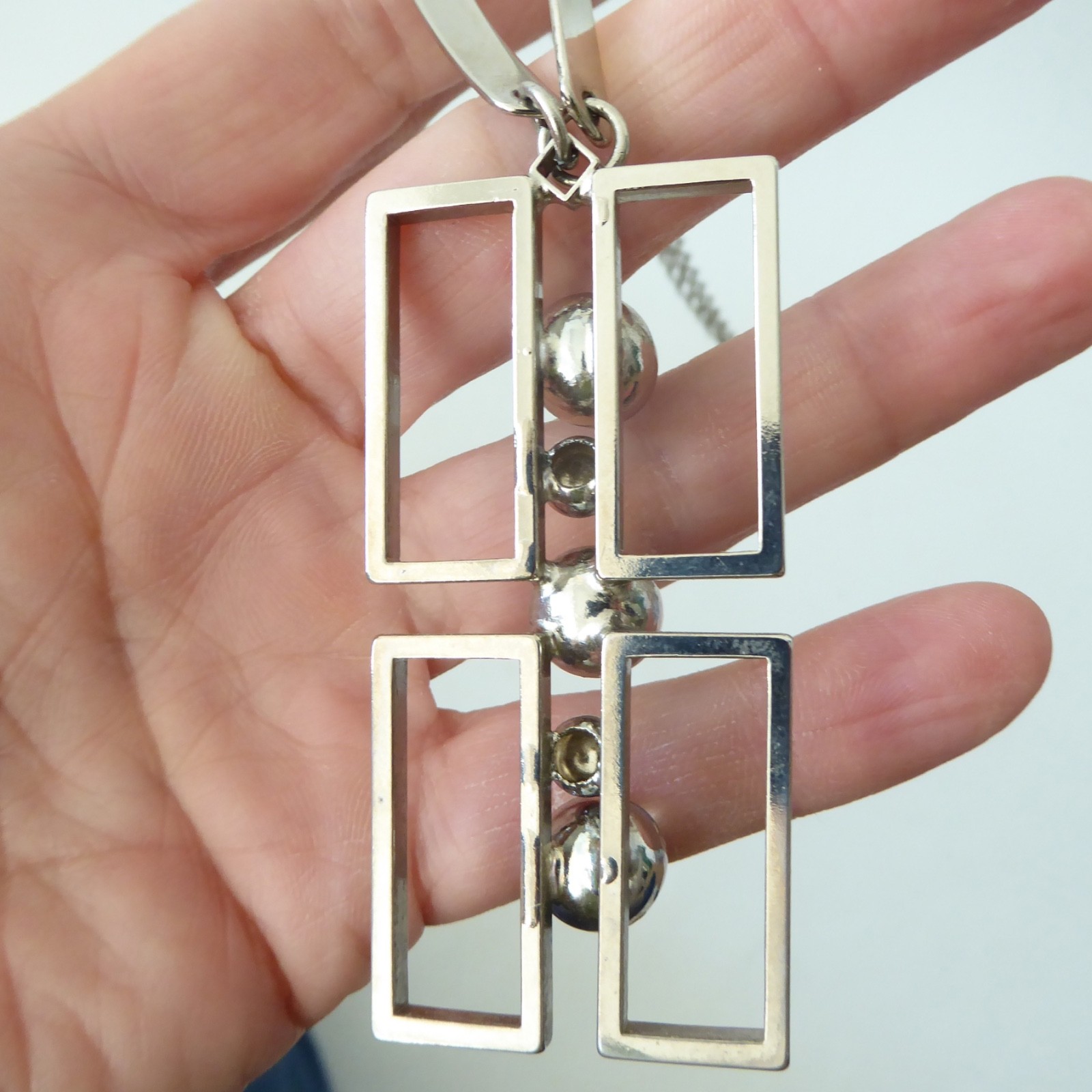Vintage statement rectangular pendant necklace, silver tone & blue. Modernist - Image 11