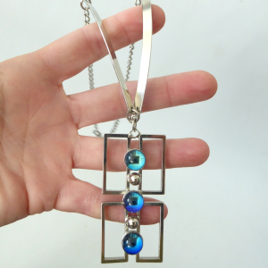 Vintage statement rectangular pendant necklace, silver tone & blue. Modernist