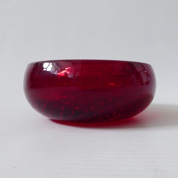 Whitefriars 9099 Ruby Red art glass controlled bubble 4" bowl ashtray dish 1960s - Image 4
