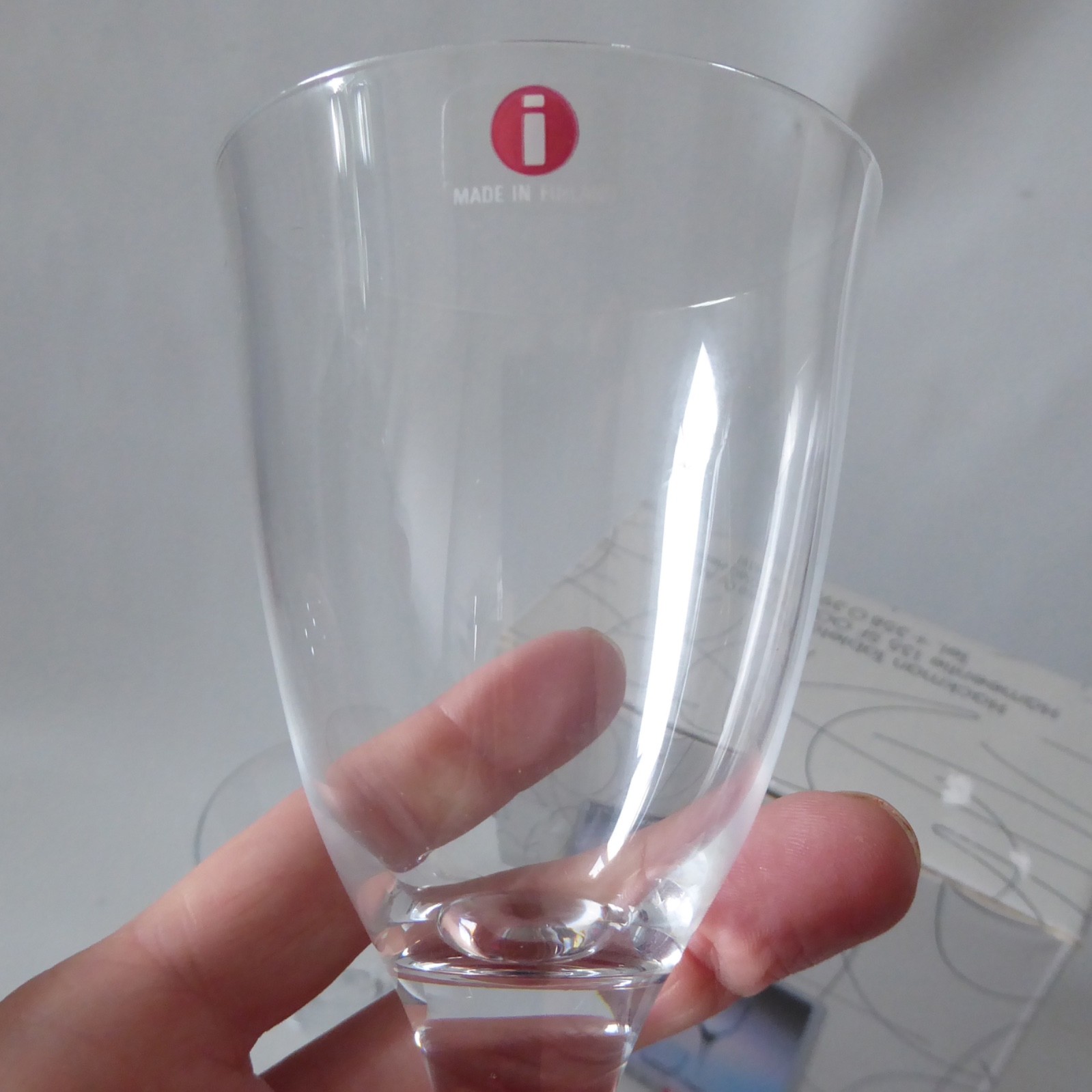 iittala Fiore 2 boxed white wine glasses. Mikko Karppanen vintage 1980s Finland - Image 13
