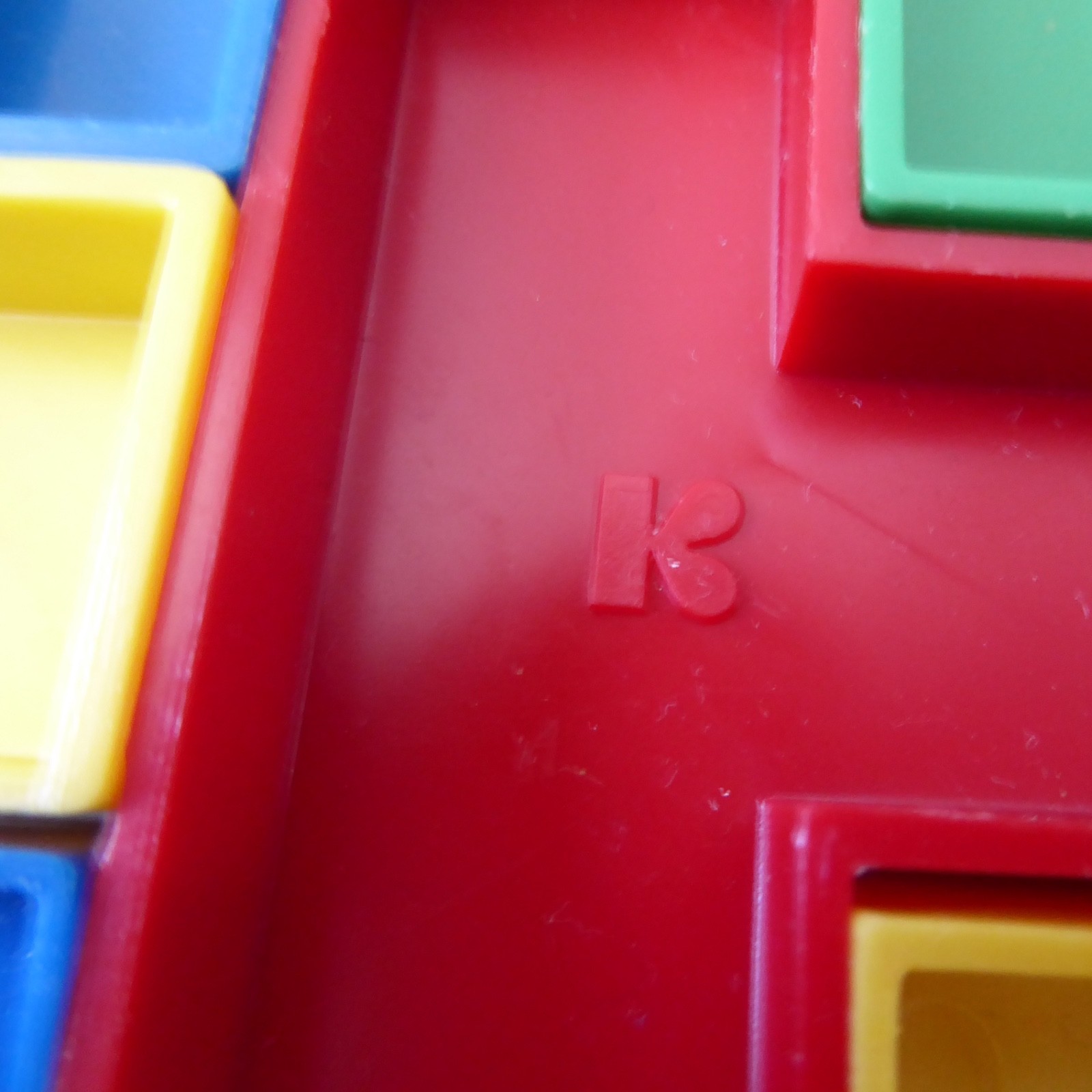 1972 Hexed Puzzle Game, vintage by Kohner Hi-Q. Plastic shapes challenge, 1970s - Image 6