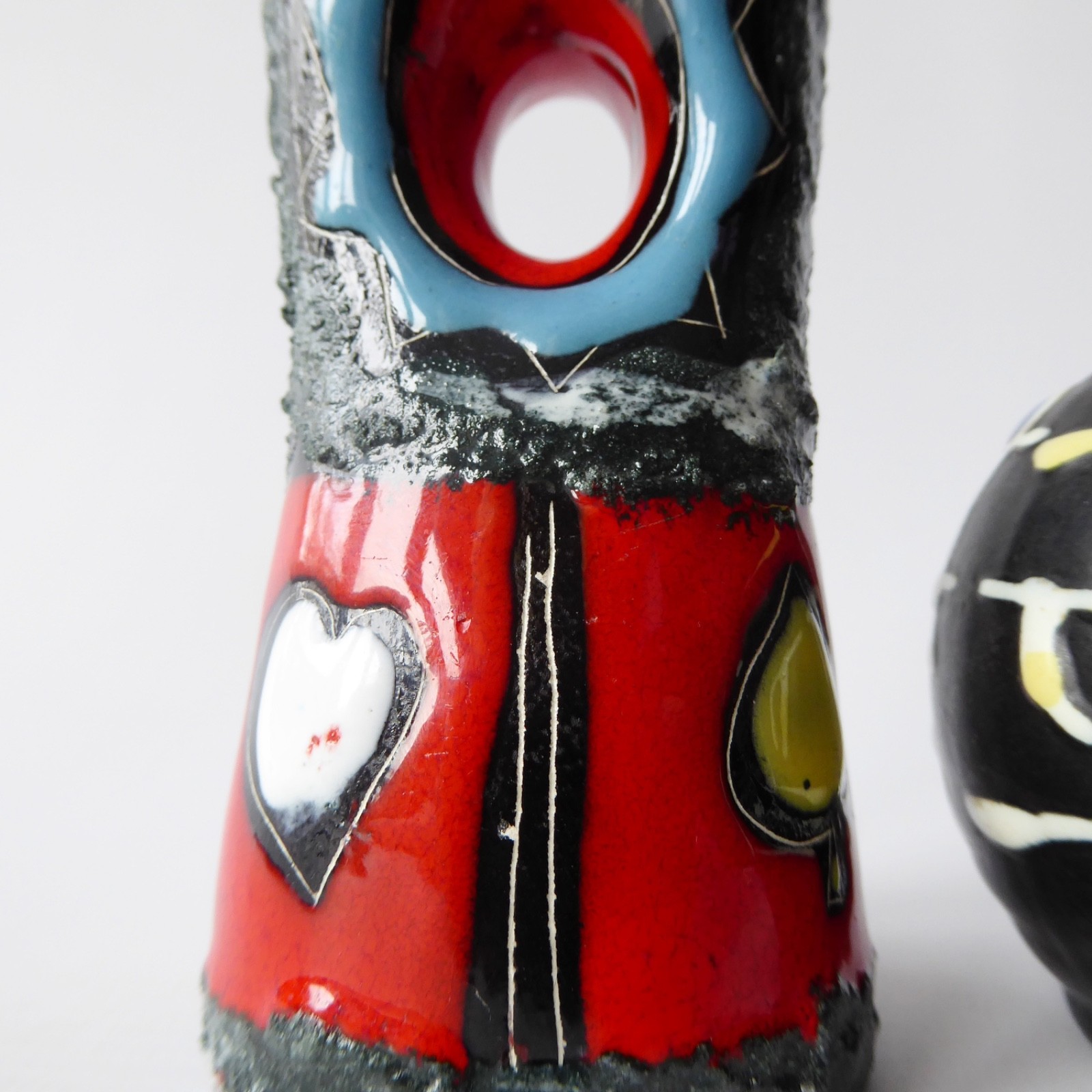 2 x vintage Drioli bottles, Italian art pottery ceramic. 1960s 1970s retro decor - Image 5