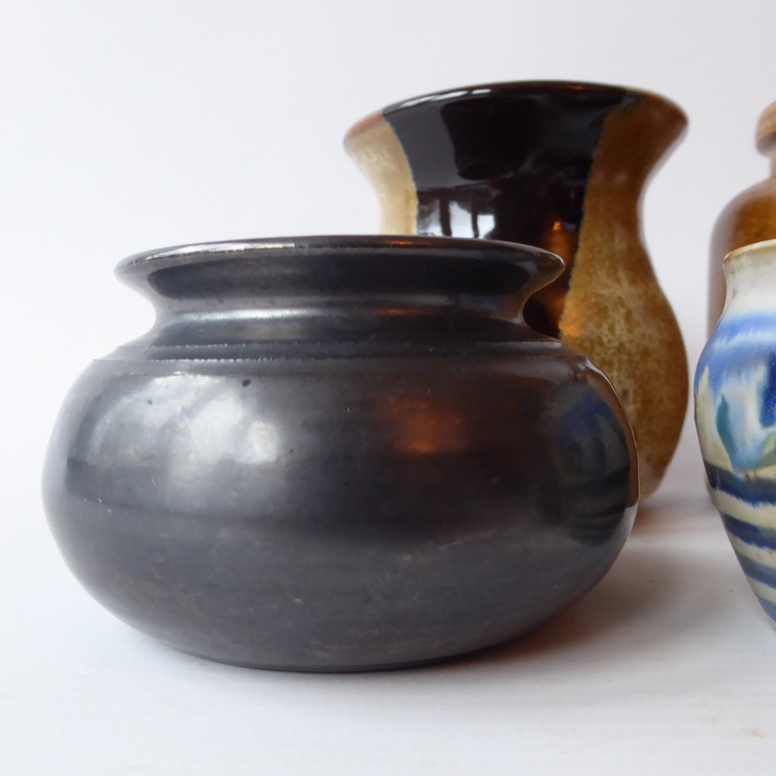 5 vintage Studio Pottery + stoneware vases bowls: Rye, Fulling Mill, Prinknash - Image 4