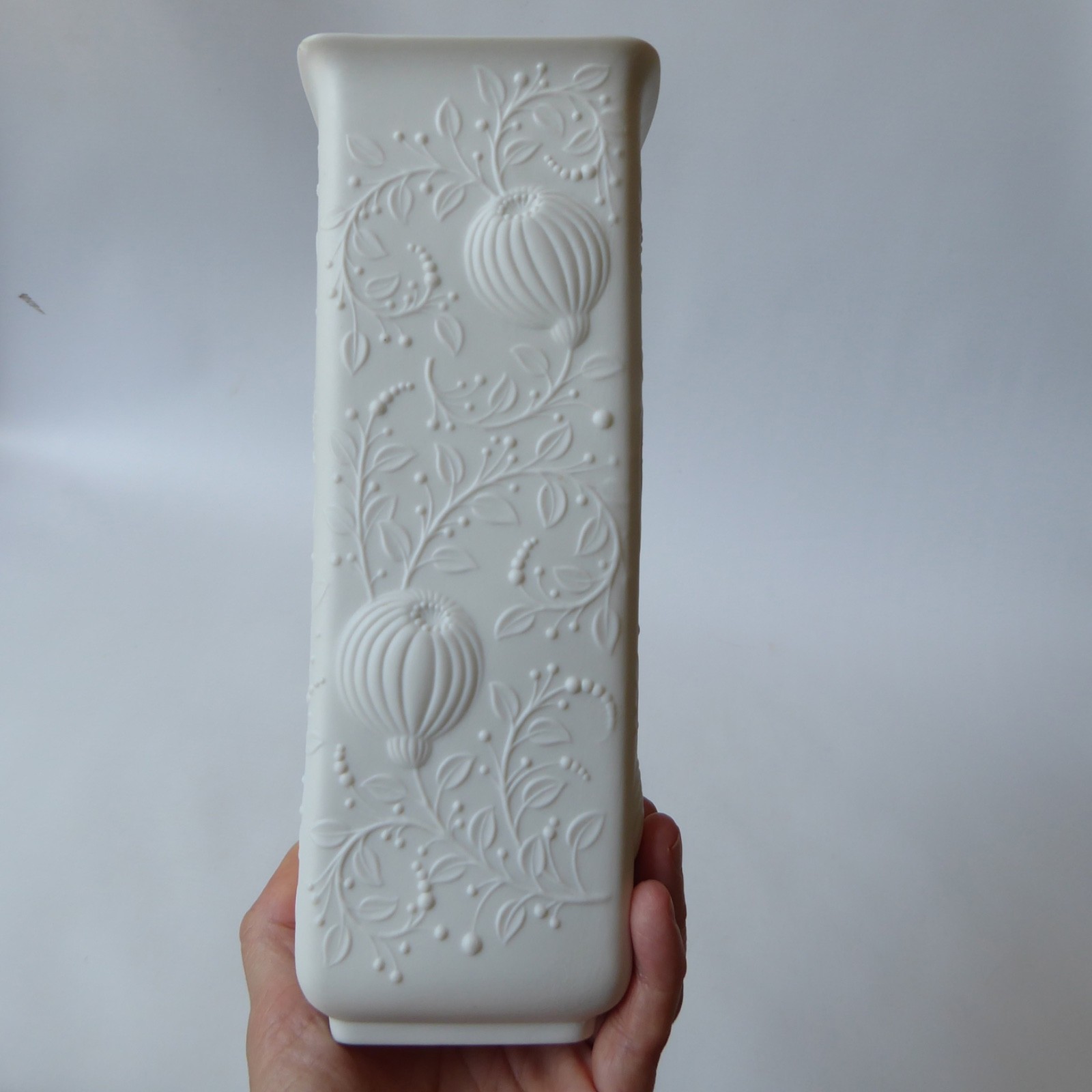 AK Kaiser Germany vintage bisque porcelain op-art square rectangular vase 548 - Image 3