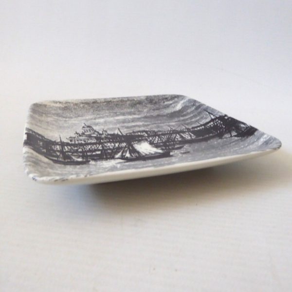 Arabia Finland small square 1862-1972 collectable plate, wall hanging, dish town - Image 5