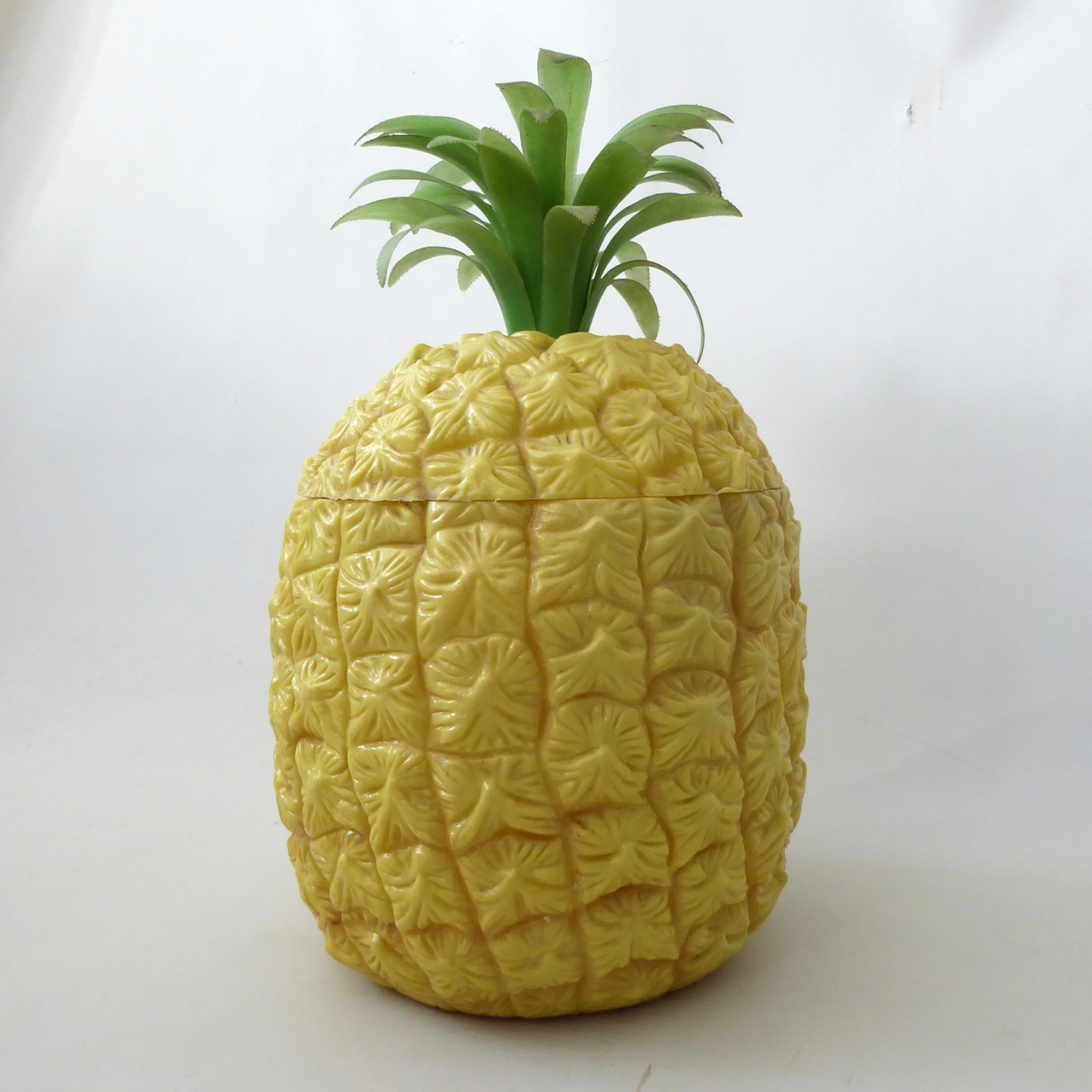Big plastic pineapple ice bucket, vintage 1970s retro kitsch barware mid century