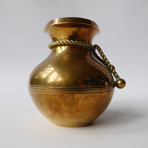 Brass posy vase, small vintage pot with brass rope tie detail. 8.5cm rounded - Image 4