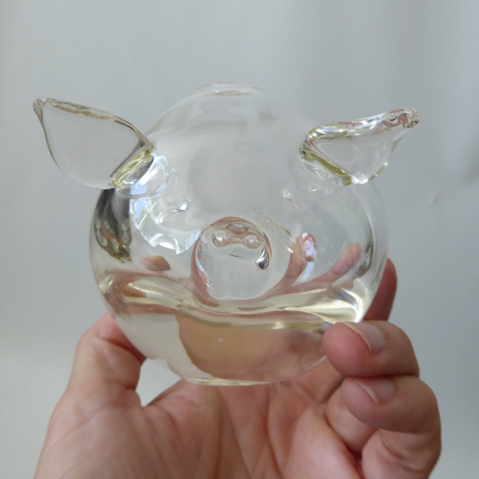 Clear art glass piggy shaped round bud vase. Handmade blown pig solifleur, retro