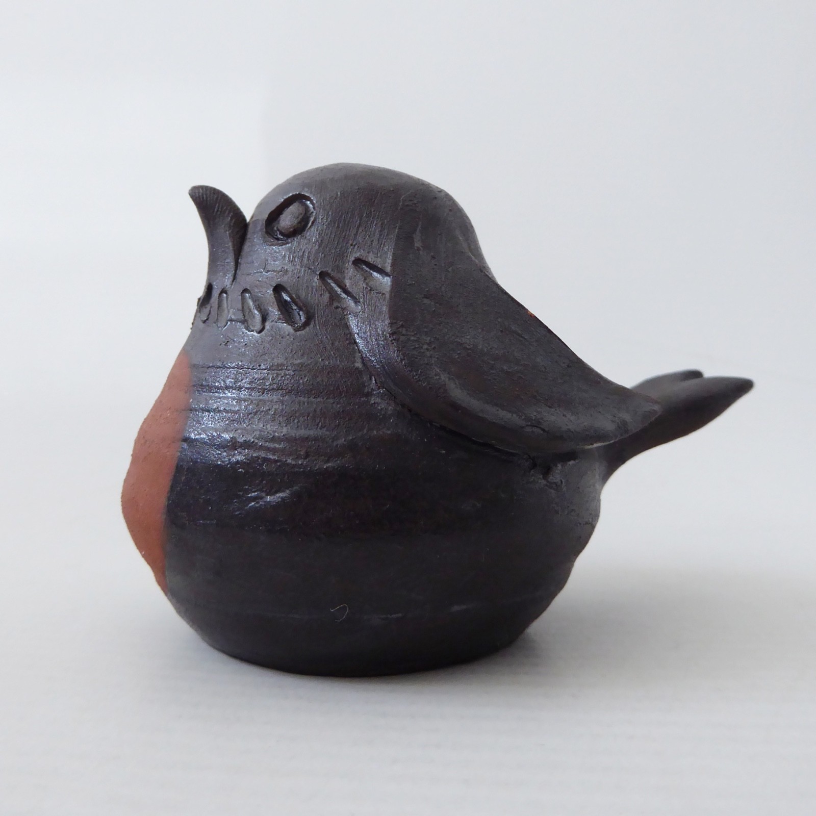 Kristen Krafts Beaulieu studio pottery robin bird sculpture figure ornament 70s