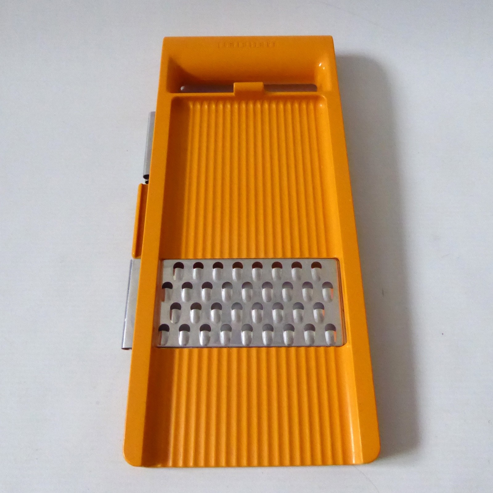 Leifheit German 4 in 1 grater slicer retro vintage 1970s. Interchangeable orange - Image 5