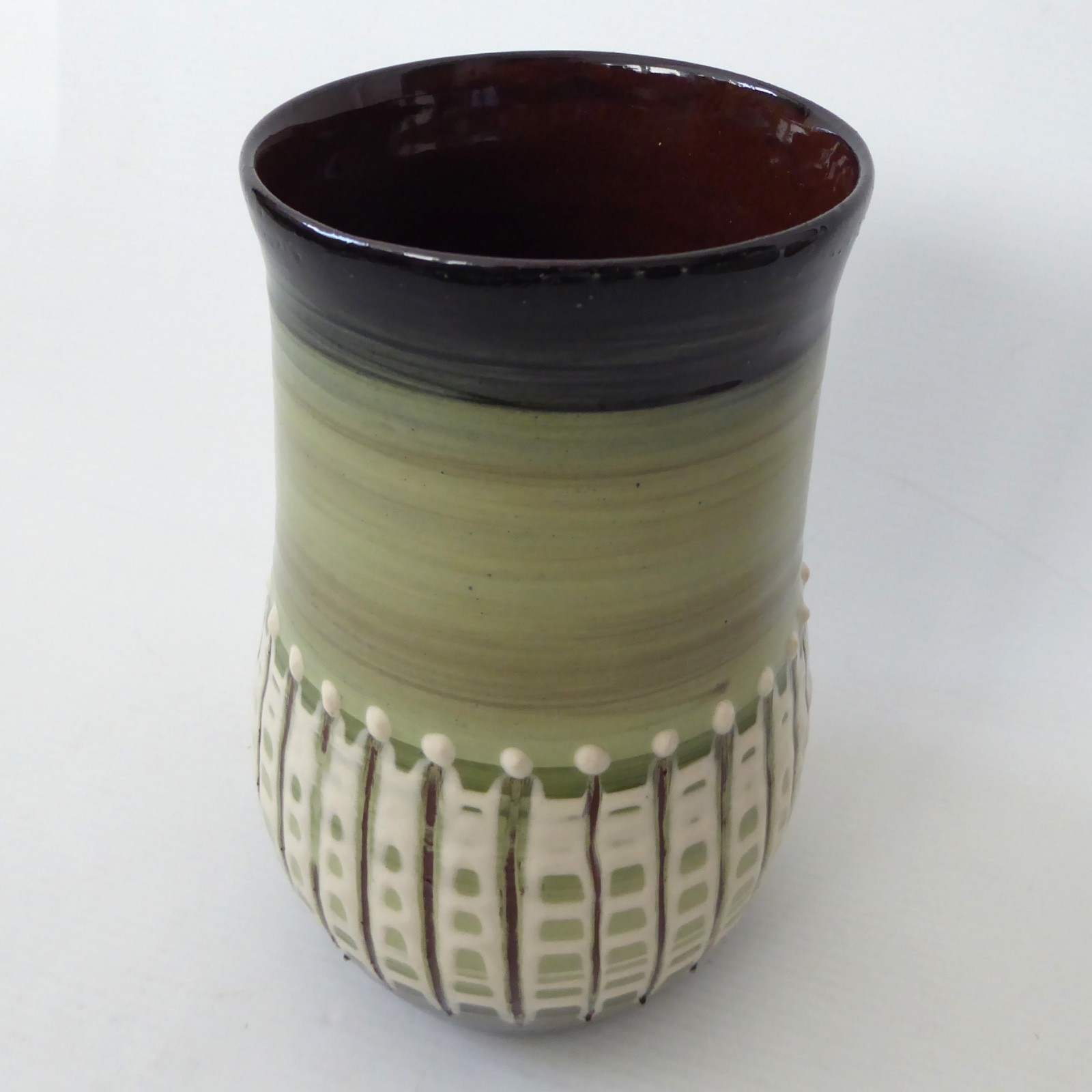 Llangollen Wales studio art pottery vase, olive green + cream stripes. Vintage - Image 6