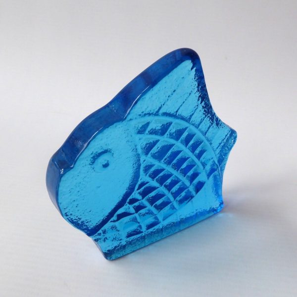 Modernist abstract fish art glass paperweight, flat back. Turquoise blue vintage - Image 9