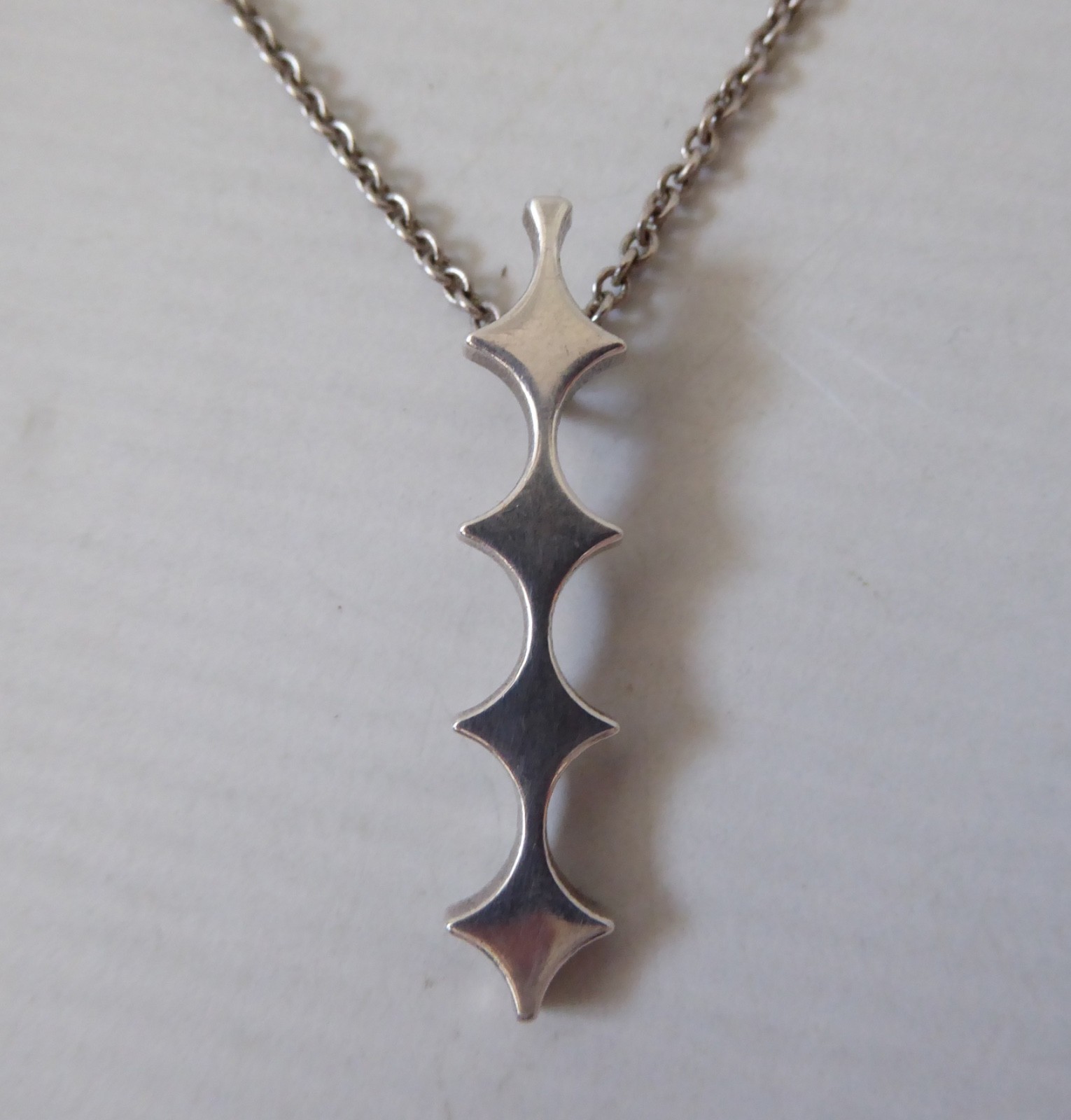 NB modernist pendant & necklace. Signed NS06, nickel silver alloy. Vintage style - Image 4