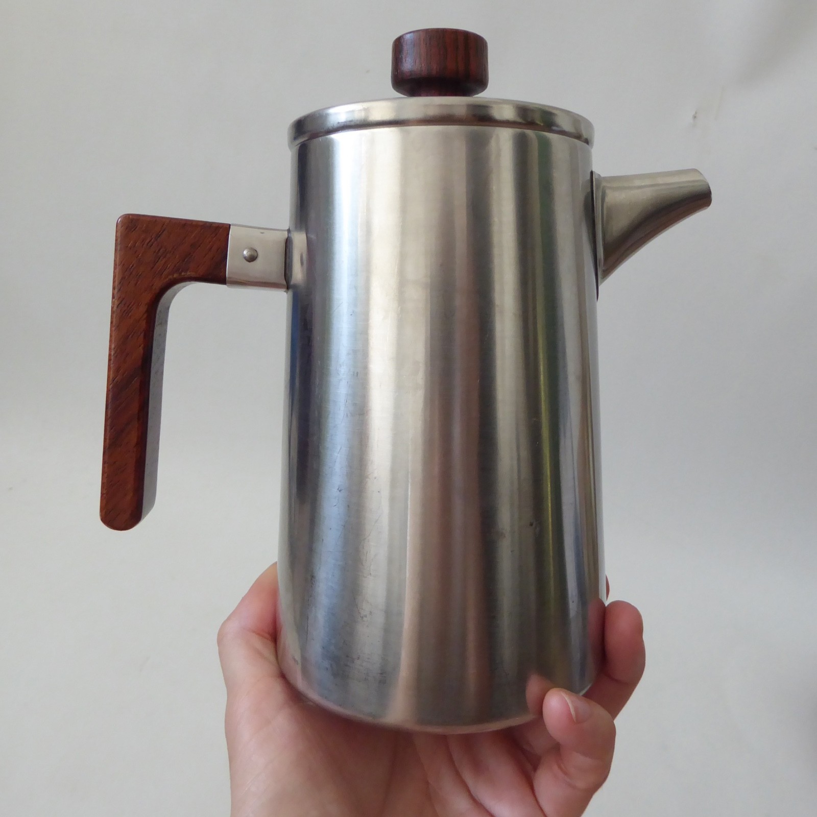 Old Hall stainless steel & rosewood coffee/hot water pot, 1970s modernist retro - Image 15